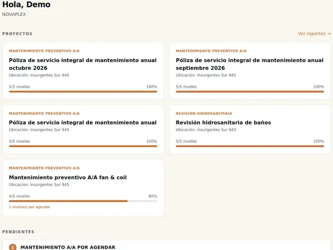 Portal de reportes con las pólizas y revisiones de un cliente, cada una con su avance por nivel